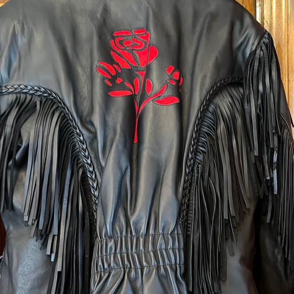🎉HOST PICK! NWOT Black & Red Fringe Riding Leather Jacket - Picture 6 of 10